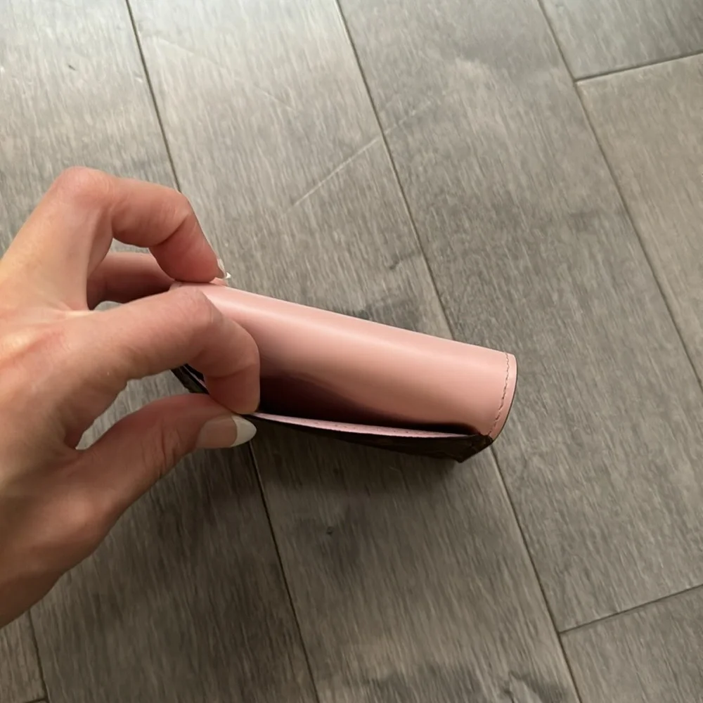 Louis Vuitton Zoé Wallet - Picture 2 of 5